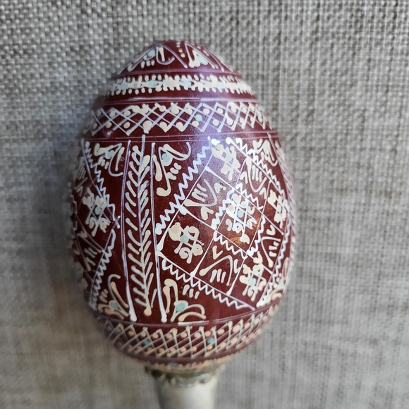 Vintage Ukrainian Pysanky Hand Painted Egg - Picture 2 of 8